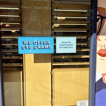 Warby Parker Easton Town Center - Optometrists Near Me - Columbus, Ohio