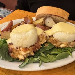 Crab Benedict