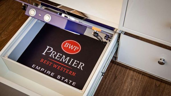 Best Western Premier Empire State Hotel by null