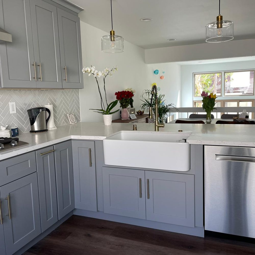 Kitchen Emporium - After5 - Countertop Installation Near Me - Chatsworth, California Kitchen Emporium - After5 - Countertop Installation Near Me - Chatsworth, California
