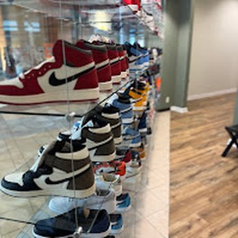 Epic Kicks - Shoe Stores Near Me - Bridgewater, New Jersey
