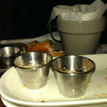 The Commercial - That's besically what was left from our missive food order....almost nothing - Pubs Near Me - London, XGL