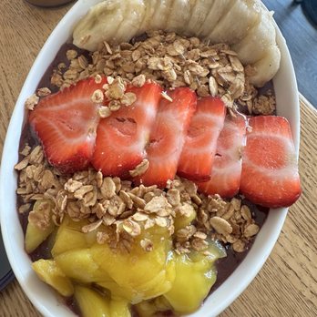 Kushala Sip Coffee House - Acai bowl - Coffee & Tea Near Me - Stoneham, Massachusetts