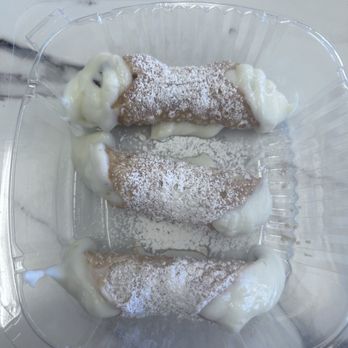 Olivia's Pizza - Cannoli - Pizza Near Me - Greenville, South Carolina Olivia's Pizza - Cannoli - Pizza Near Me - Greenville, South Carolina