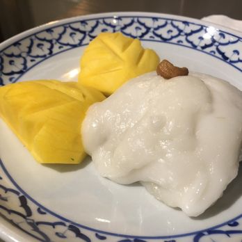 Bua Thai Restaurant - Thai Near Me - Etobicoke, Ontario