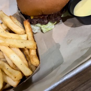 Joey’s Burger Bar - Texas burger - American Near Me - Oak Ridge, North Carolina Joey’s Burger Bar - Texas burger - American Near Me - Oak Ridge, North Carolina