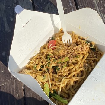 Toss Noodle Bar - My noodle order: Hokkien, Malay sauce, and chicken - Asian Fusion Near Me - Berkeley, California