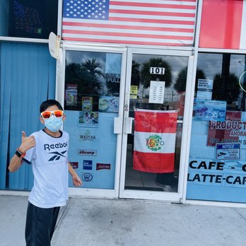 Food Store & Peruvian Corner - a man in a face mask holding a frisbee - Grocery Near Me - Hollywood, Florida Food Store & Peruvian Corner - a man in a face mask holding a frisbee - Grocery Near Me - Hollywood, Florida