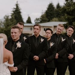 Blush Bridal Studio - Courtney & Drew; Diamond Woods