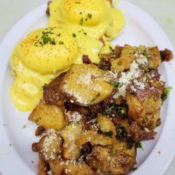  B1 Tavern - Brunch