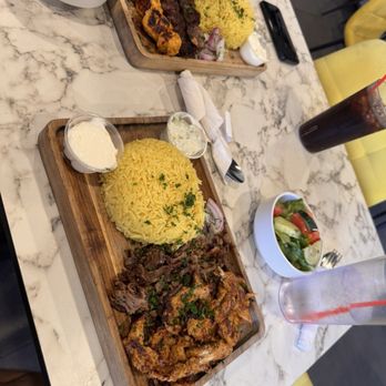 Lemon Restaurant and Lounge - Mediterranean Near Me - Phoenix, Arizona
