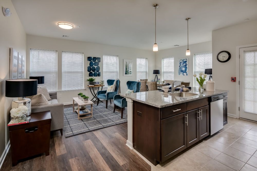 BROOKHAVEN LOFTS Updated September 2024 13 Photos 6 Woodruff Blvd