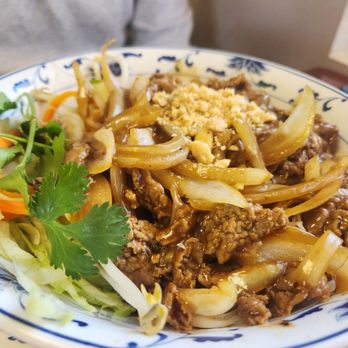 Pho Nam - Dry noodle bowl with beef - Vietnamese Near Me - Cornelius, North Carolina
