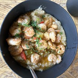Shrimp & grits Shrimp & grits