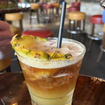 Agave & Vine - Delicious mai tai - Cocktail Bars Near Me - Honolulu, Hawaii