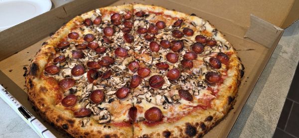 Maker Pizza Thornhill by null