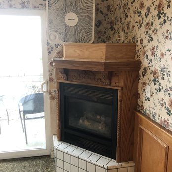 Inn On the Beach Hotel - No ac / heat, only a box fan and a fireplace that doesn't work. - Hotels Near Me - Ventura, California Inn On the Beach Hotel - No ac / heat, only a box fan and a fireplace that doesn't work. - Hotels Near Me - Ventura, California