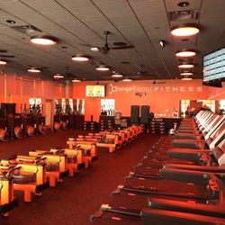 Orangetheory Fitness - Beautiful new studio with treadmills, rowers, TRX straps, free weights, etc.