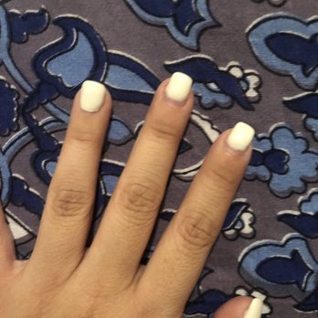 Nails 4 U & Spa - 4 days after it done and i already need a fill in. ( the ring finger is fix up from 2 days ago) - Nail Salons Near Me - Henrico, Virginia