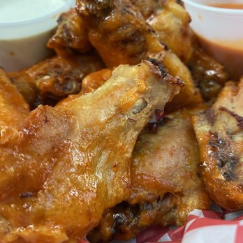 Rocco's Tavern - Original wings - Sports Bars Near Me - Pasadena, California Rocco's Tavern - Original wings - Sports Bars Near Me - Pasadena, California