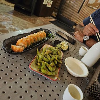Sushi Fire - Fullerton - Salmon lemon roll and garlic edamame - Ramen Near Me - Fullerton, California