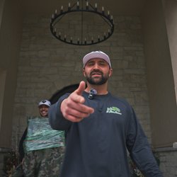 10 Men Movers - We are excited to move YOU NEXT!