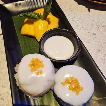 Isaan Der - Thai Kitchen & Bar - Sticky mango rice - Thai Near Me - Richmond Hill, Ontario Isaan Der - Thai Kitchen & Bar - Sticky mango rice - Thai Near Me - Richmond Hill, Ontario