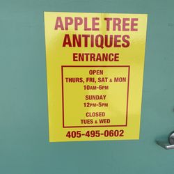 Apple Tree Antique Gallery - Hours of operation