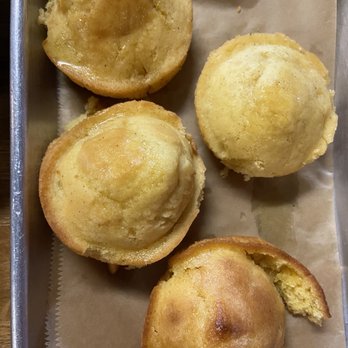 Bubba’s Bones & Brews - Corn muffins!! - Gastropubs Near Me - Cathedral City, California