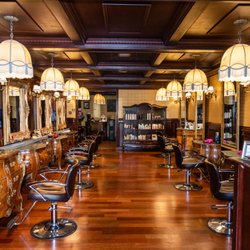 Aura Salon