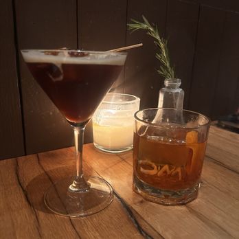 Whiskey Cake Kitchen Bar - American Near Me - Oak Ridge North, Texas
