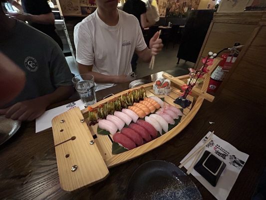 Hamachi Sushi 34 | Japanese Sushi Restaurant by null