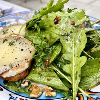 Bistro 67 - Wine Bars Near Me - Delavan, Wisconsin