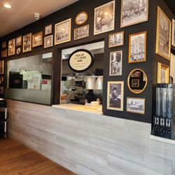 100 Montaditos International Mall