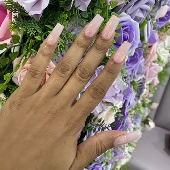 Blooming Nail Bar - Gel Manicure - Nail Salons Near Me - Burbank, California Blooming Nail Bar - Gel Manicure - Nail Salons Near Me - Burbank, California