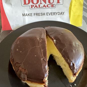 Yummy Donut Palace - Bavarian filled donut - Bubble Tea Near Me - Lee's Summit, Missouri