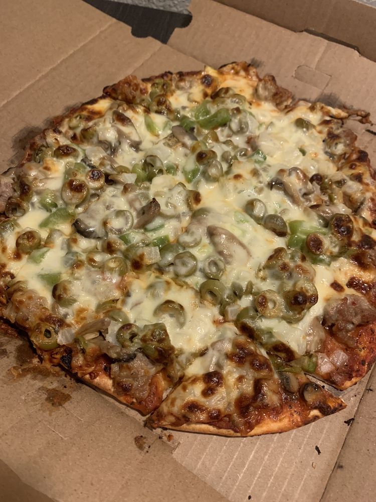 RED’S SAVOY PIZZA Updated 2024 28 Photos & 65 Reviews 3250