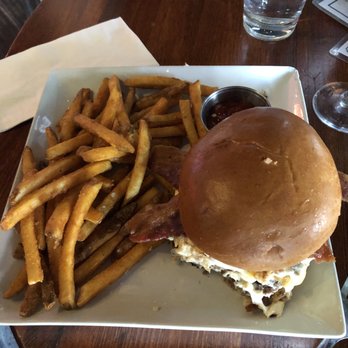 Folsom Hotel - Bars Near Me - Folsom, California Folsom Hotel - Bars Near Me - Folsom, California