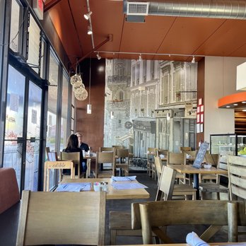 LA QUICHE PARISIENNE BISTRO - Updated May 2025 - 374 Photos & 259