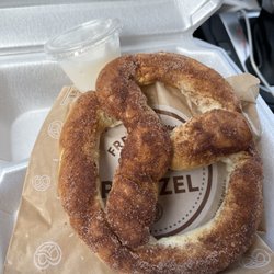 Craze Nutrition - Cinnamon sugar Pretzel w/ icing