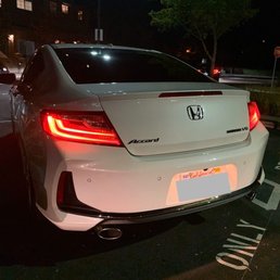 2016 accord V6 touring, 24k miles on it 2016 accord V6 touring, 24k miles on it