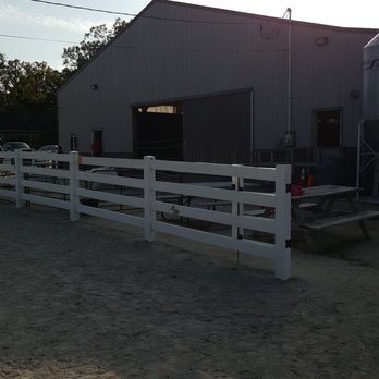 Sarah's Pony Rides - Horseback Riding Near Me - Willow Springs, Illinois