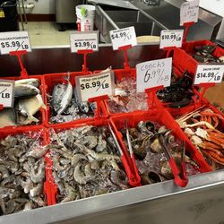 YZ Asian Market - Fresh seafood