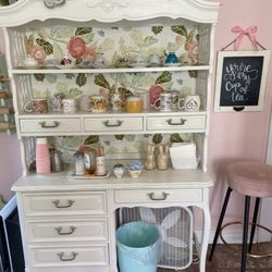 Olive’s Apron - Choose your own tea cup!