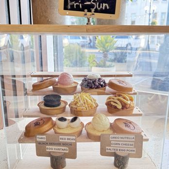 Dots Boba - Wheel Pie flavors - Bubble Tea Near Me - San Francisco, California