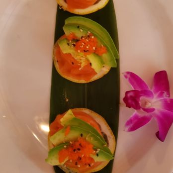 Sushi Bear - Lemon Drop appetizer - tastes as good as it looks! - Sushi Bars Near Me - Tustin, California Sushi Bear - Lemon Drop appetizer - tastes as good as it looks! - Sushi Bars Near Me - Tustin, California