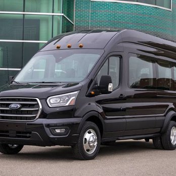 Executive Limousines - Limos Near Me - Kansas City, Missouri