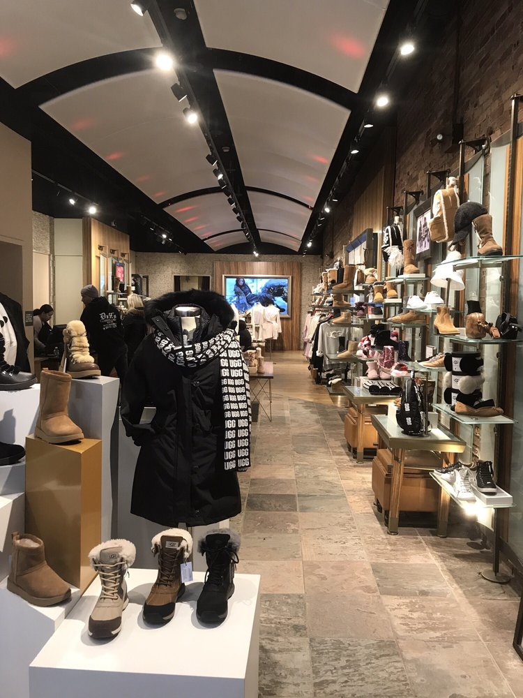 Uggs store soho Clearance