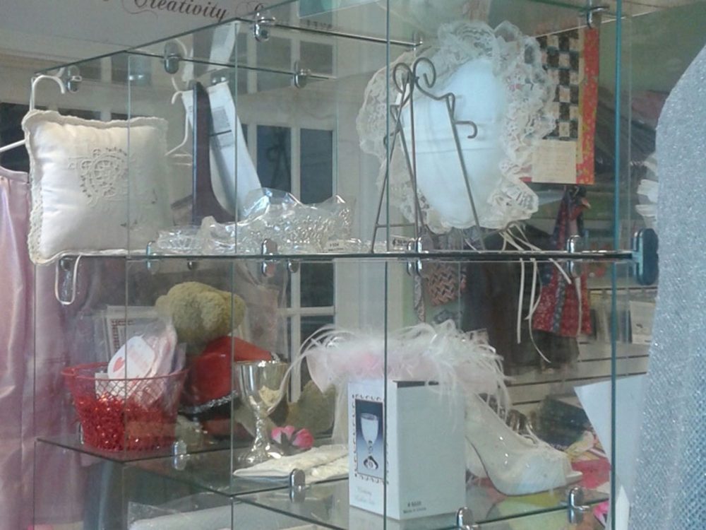 AUSTIN’S SEWING CENTER 10 Reviews 5640 Bardstown Rd, Louisville, KY