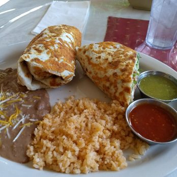 La Parada Cafe - Cabeza burrito with rice and beans on the side. Yes! - Mexican Near Me - Reno, Nevada La Parada Cafe - Cabeza burrito with rice and beans on the side. Yes! - Mexican Near Me - Reno, Nevada